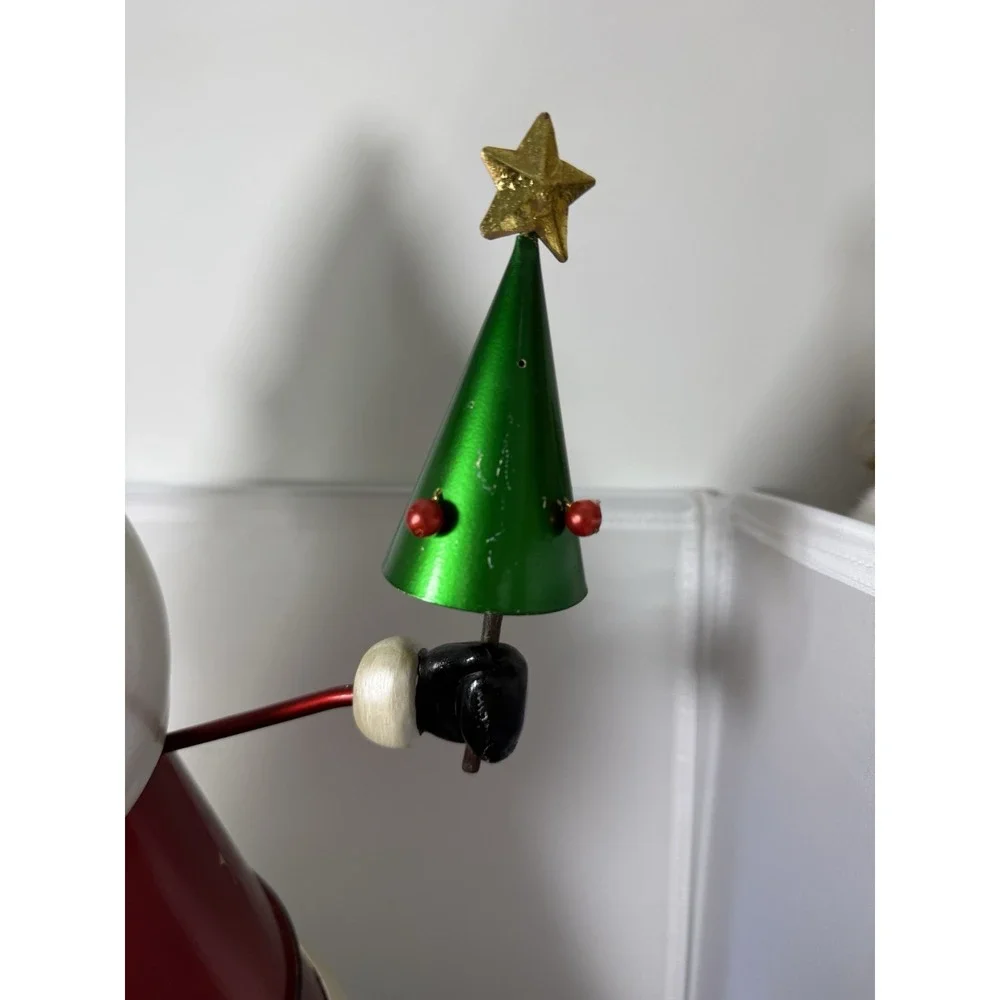 Vintage Style Metal Santa Claus Decor Wobble Bobble Body Collectible Festive 20